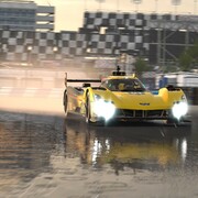 iRacing's wet weather in action